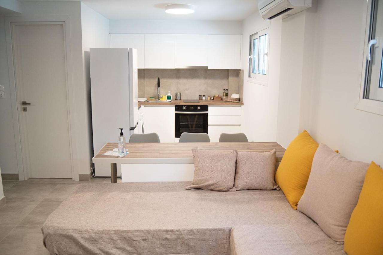 Naiads Nest - The Garden Gem Appartement Varkiza Buitenkant foto